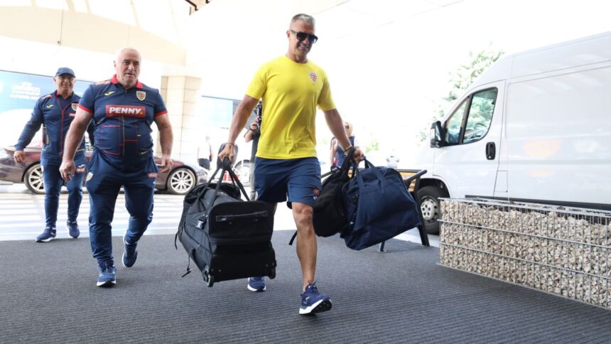 "Pancone, în stil Arnold! Tricolorii U21 au pășit în Slovacia pentru Campionatul European U21, difuzat de Pro TV, Pro Arena și VOYO" 1 foto pancone ca arnold tricolorii u21 au ajuns in slovacia pentru europeanul u21 transmis de pro tv pro arena si voyo 6846e9dba9904