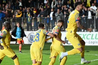 foto si video atacantul cu 37 de minute la petrolul ploiesti a plecat din romania a inscris 21 de goluri si acum joaca la euro u21 2025 68495802af672