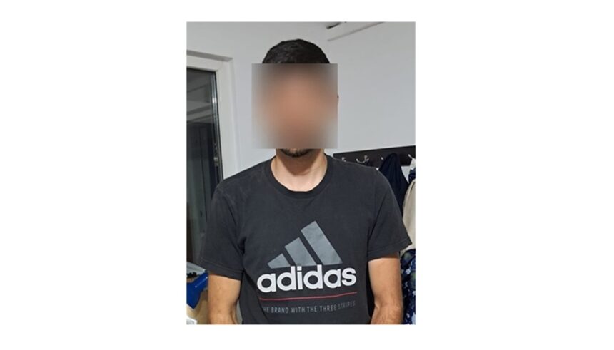 Captură surprinzătoare: Substanțe ilegale descoperite în apropierea Autogării Nord din Constanța! Principalul suspect, reținut de jandarmi! 1 foto substante interzise aproape de autogara nord din constanta suspectul principal prins de jandarmi 6856a7366c512
