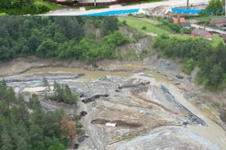 foto video interventie ampla la salina praid experti internationali coopereaza cu autoritatile romane pentru stabilizarea zonei 684199c65baeb