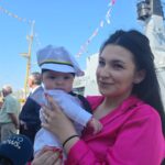 Strălucire și Eleganță la Festivitatea de Absolvire a Liceenilor din Promoția Regina Maria – 150 a Colegiului Militar Alexandru Ioan Cuza: Ema Maria, cu o ținută aleasă încă dinainte de a veni pe lume! 2 foto video prezenta cu dichis la absolvirea liceenilor din promotia regina maria 150 a colegiului militar alexandru ioan cuza micuta ema maria avea tinuta stabilita inainte de a se naste 684005845a2e4