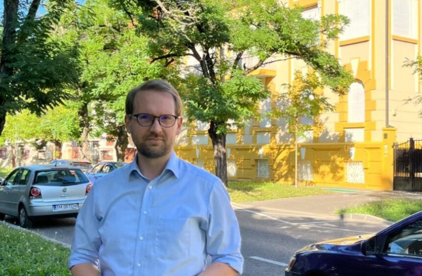 Fritz pierde lupta pentru cetățenia română, iar viitorul său în fruntea USR rămâne incert. 1 fritz nu a obtinut cetatenia romana candidatura la presedintia usr neclara 683ff30cc91b2
