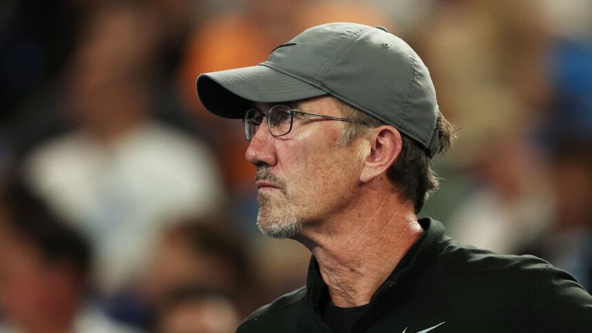 Învățături de la Halep și lecții cu Sinner: Darren Cahill dezvăluie provocările finale de la Roland Garros care l-au făcut să transpire. 1 galerie foto a invatat cu halep si nu a mai gresit cu sinner darren cahill sincer despre finalele care i au scos peri albi la roland garros 6855438ab9c58