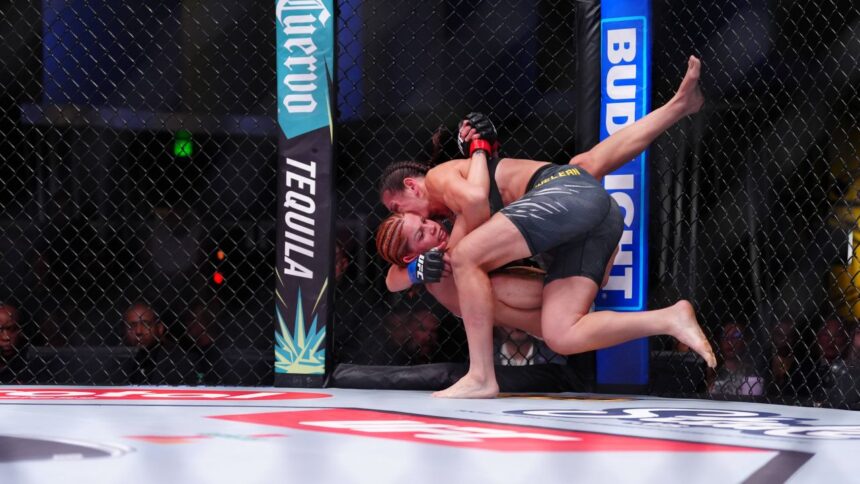 Alice Ardelean triumfă în UFC: Detalii despre recompensa obținută! 1 galerie foto alice ardelean a castigat primul meci in ufc ce bonus a luat 683d4cc5e3bc1