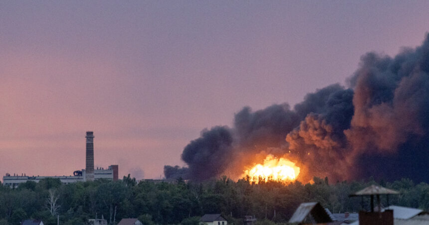 Harkov sub asediu: Trei pierderi de vieți, 17 răniți și devastare pe scară largă 1 galerie foto atac rusesc la scara larga asupra harkovului trei morti 17 raniti distrugeri extinse 6843ece35ac99