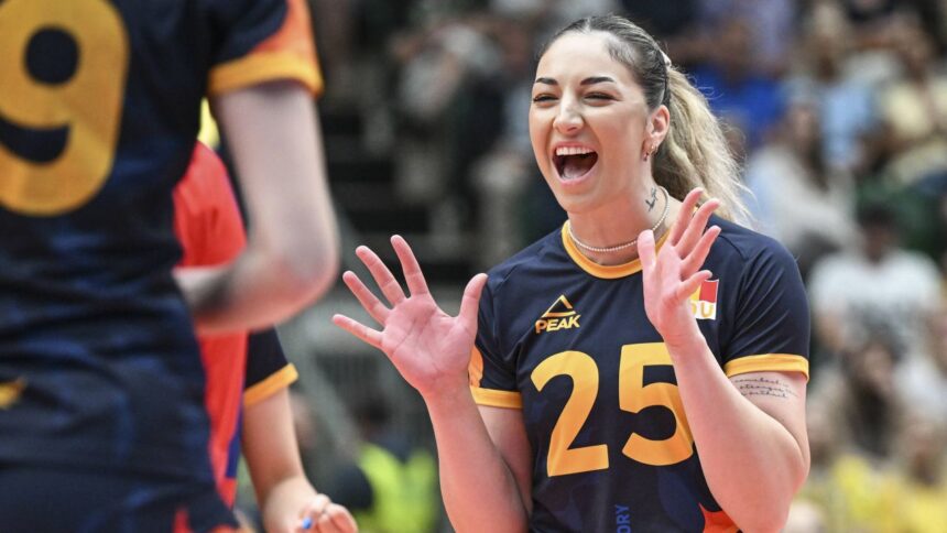 România strălucește pe podium: locul 3 în Golden League, surprinse clipe de euforie! 1 galerie foto ce performanta romania locul 3 la golden league dupa un meci fantastic imaginile bucuriei 68619195c1a0e