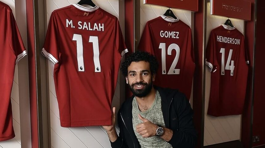 Privind înapoi: Mo Salah, evoluțiile sale de acum opt ani, la debutul cu Liverpool. Premier League revine pe VOYO începând cu 15 august! 1 galerie foto cum arata mo salah acum opt ani cand a semnat cu liverpool premier league se vede pe voyo incepand cu 15 august 6857b5564b95d