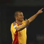 O aniversare memorabilă: Dorinel Munteanu, liderul naționalei României, sărbătorește 57 de ani cu amintiri de neuitat! 2 galerie foto dorinel munteanu a implinit 57 de ani imagini de colectie cu liderul selectiilor la nationala romaniei 685bcd2b3f0c8
