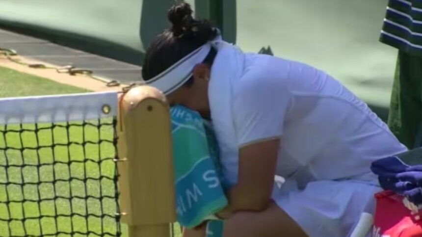 „Dublă finalistă la Wimbledon, cu sufletul frânt după 26 de minute în 2025: povestea unei încercări grele” 1 galerie foto dubla finalista la wimbledon in lacrimi si distrusa dupa doar 26 de minute in editia 2025 prin ce a trecut 6862809e98f67