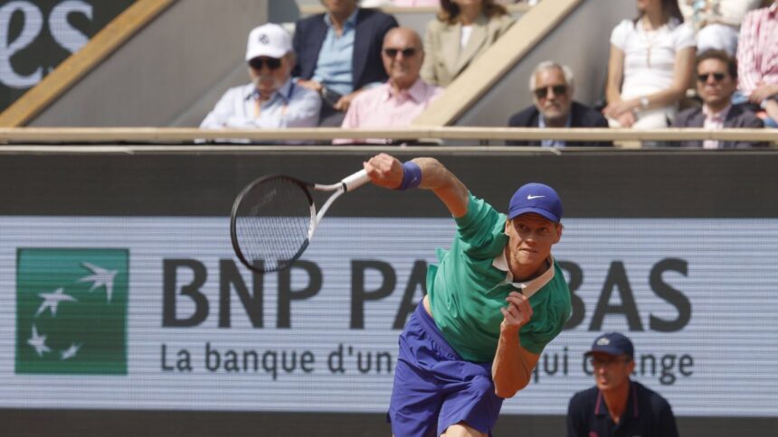 Weekendul finalelor de la Roland Garros: Dustin Hoffman, Ion Țiriac, Natalie Portman și Pharrell Williams, un spectacol de staruri! 1 galerie foto dustin hoffman ion tiriac natalie portman si pharrell williams roland garros umplut de vedete in weekendul finalelor 6846a7b222388
