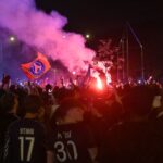 Haos în Paris după marea finală UCL! Două vieți pierdute și sute de arestări în urma turbulențelor 2 galerie foto haos la paris dupa finala ucl doua persoane au murit iar alte cateva sute au fost arestate 683c2c7fee5cb