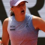 „Confruntarea titanică: Sabalenka vs. Swiatek în bătălia pentru trofeul Roland Garros 2025. Ce recompensă va obține învingătoarea?” 3 galerie foto razboi sabalenka swiatek pentru finala roland garros 2025 ce premiu isi va apropia castigatoarea 683f35782d4b8