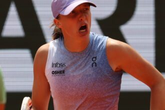 galerie foto razboi sabalenka swiatek pentru finala roland garros 2025 ce premiu isi va apropia castigatoarea 683f35782d4b8