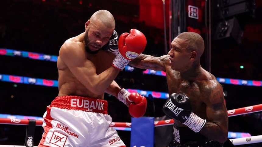 Revanșa între Eubank Jr. și Benn s-ar putea desfășura din nou pe arena celor de la Tottenham! 1 galerie foto revansa eubank jr vs benn poate fi organizata tot pe stadionul lui tottenham 68626f07a5491