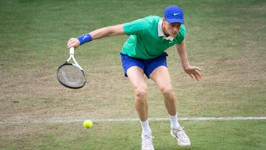 Miracolul s-a produs: Sinner, învins pentru prima dată de un adversar din afara primelor 20 ATP, după o perioadă de doi ani! 1 galerie foto s a intamplat minunea sinner batut prima data de un jucator din afara top 20 atp dupa doi ani 68552e7727ec1