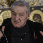 George Becali își exprimă opinia după ce a fost interzis să își aducă aportul muzical în strana Catedralei Patriarhale 3 george becali reactioneaza dupa ce a primit interdictie sa cante in strana catedralei patriahale 68440c92f1a32