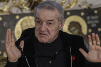 george becali reactioneaza dupa ce a primit interdictie sa cante in strana catedralei patriahale 68440c92f1a32