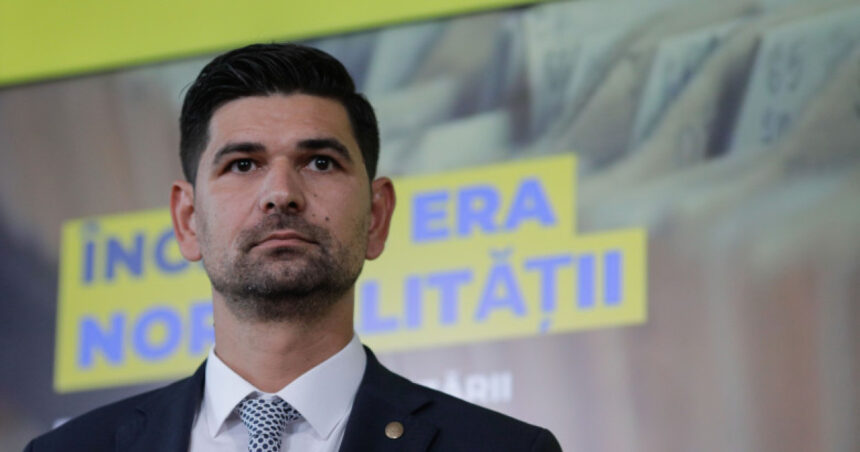 George Tuță, primarul Sectorului 1, îi aduce elogii lui Ilie Bolojan pe rețelele sociale, stârnind reacții din partea utilizatorilor: „Ziarul Scânteia s-a stins!” 1 george tuta primar al sectorului 1 laude pe facebook pentru ilie bolojan reactia internautilor ziarul scanteia nu mai exista 6856a12a6e87d