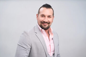 giovanni valentini ceo apex alliance hotel management 40 din valoarea totala a portofoliului provine din romania asta arata cat de importanta este pentru noi bucurestiul trebuie sa investeasca ser 683e7e3259697