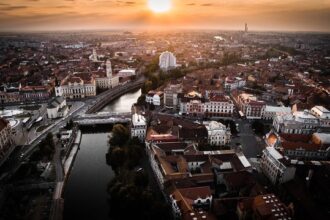 grafice estul si vestul tarii trag piata imobiliara in directii diferite cum arata diferentele de pret 683da0b00cade