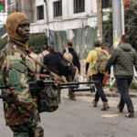 Guvernul Bolojan propune interzicerea angajării militarilor și polițiștilor ca mercenari după ieșirea la pensie 3 guvernul bolojan vrea sa le interzica militarilor si politistilor sa se mai angajeze ca mercenari chiar si dupa trecerea in rezerva 685d159b30b5a