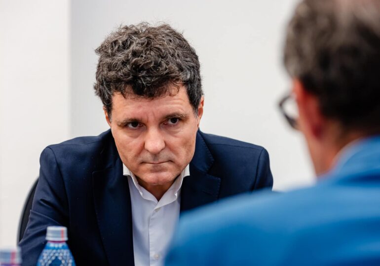 HoReCa, apel către Nicușor Dan: „Să nu ne mulțumim cu o pizza medie când putem visa la una mare!” 1 horeca mesaj pentru nicusor dan sa nu mai comandam o pizza medie cu gandul la una mare 6841bfb7e1ea7