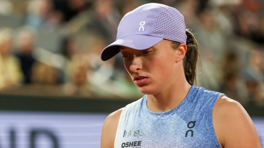 Iga Swiatek, copleșită de înfrângere în semifinalele Roland Garros: „N-am reușit să reacționez” 1 iga swiatek si a gasit cu greu cuvintele dupa 0 6 in semifinalele roland garros nu nu am putut sa ripostez 6841eda4c83de