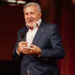 Ilie Năstase își susține cu tărie reclama la jocurile de noroc: "Îmi interzici să îmi câștig existența?" 3 ilie nastase sare in apararea reclamelor la pacanele adica ma opresti sa muncesc 685eba6abca66