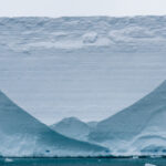 "Semnale misterioase din gheața Antarctică stârnesc curiozitatea cercetătorilor: un enigmă captivantă!" 3 impulsuri radio bizare ce provin din gheata antarcticii bulverseaza oamenii de stiinta este un mister fascinant 684e8deed2b71