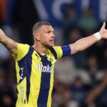 Război pe teren: Edin Dzeko revine în Serie A, provocându-l pe Mourinho! 3 in razboi deschis cu mourinho edin dzeko se intoarce in serie a 68540e2eed005