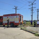 Flăcări de vegetație la marginea Constanței: Șoferii au acționat cu curaj înainte de sosirea salvatorilor 3 incendiu de vegetatie la iesirea din constanta in zona dn2a soferii au intervenit cu extinctoare pana la sosirea pompierilor 68401e14a85f7