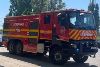 incendiu de vegetatie uscata la intrarea in mamaia in apropierea sectiei raja 6858232a82609