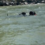 Aventură neașteptată pe malul Dunării: Un automobil a plonjat în ape după ce conducătorul a pornit skijetul 2 incident la malul dunarii un autoturism a cazut in apa dupa ce soferul a lansat un skijet 686152e8b77d0