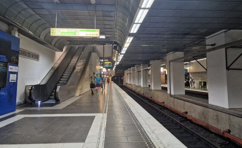 Haos la metroul din București după ploi torențiale: Flăcări la Dristor 2 și colapsul unui zid la Piața Sudului 1 incidente grave la metroul din bucuresti dupa ploi torentiale incendiu la dristor 2 si prabusirea unui zid la piata sudului 684c295cee6fa