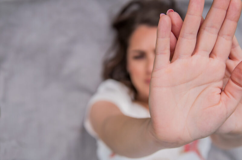 ȘOCANT: Un consultant IT a furat două perechi de lenjerie intimă de la vecina sa. Descoperă aici sentința primită! 1 incredibil un consultant it i a furat vecinei sale doua perechi de lenjerie intima vezi aici ce condamnare a primit 6856646a08e91