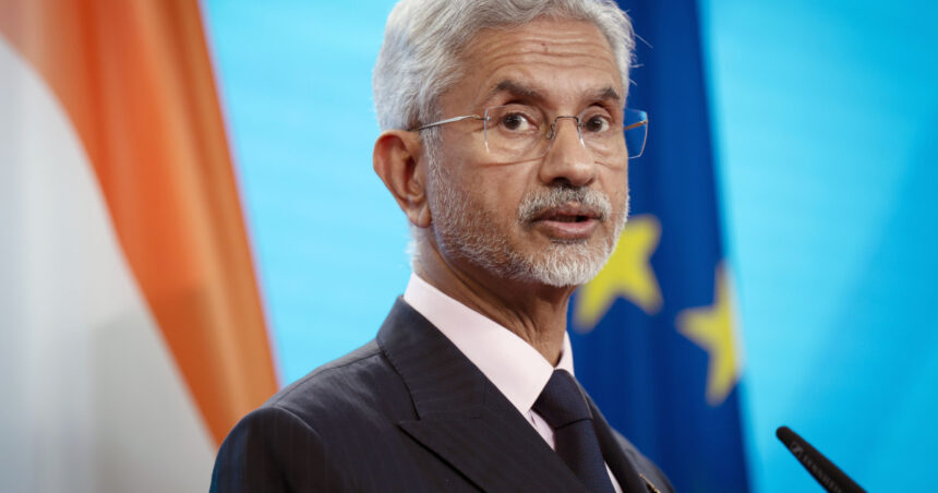 India pregătește o reacție puternică împotriva Pakistanului, avertizează New Delhi în mijlocul unui armistițiu precar. 1 india este gata sa loveasca adanc in pakistan daca va fi provocata avertizeaza new delhi in contextul unui armistitiu fragil 68474ddb50213