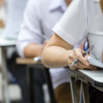 Înscrie-te pentru sesiunea de toamnă a examenului de bacalaureat 2025. Programul testelor scrise din august 3 inscrieri pentru sesiunea din toamna a examenului de bacalaureat 2025 calendarul probelor scrise din luna august 68563b3b0cd00