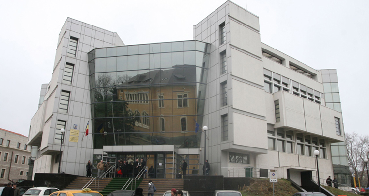 Judecătoria a oprit procedura de dizolvare a unei societăți din Chirnogeni, cercetată pentru munca ilegală a minorilor și încercarea de a evita răspunderea penală. 1 instanta a suspendat dizolvarea unei firme din chirnogeni anchetata pentru folosirea ilegala a minorilor la munca si tentativa de sustragere de la raspundere penala 685415d32cfbe