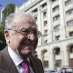 Ion Iliescu continuă să fie sub observație la ATI. Spitalul a oferit informații suplimentare cu privire la sănătatea fostului președinte. 3 ion iliescu ramane internat la ati spitalul a transmis noi detalii despre starea de sanatate a fostului presedinte 685905454e178