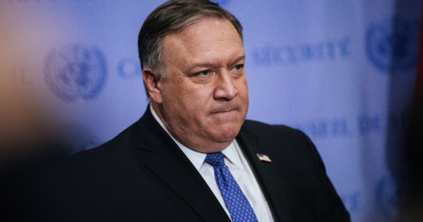 Tentativa de asasinat asupra lui Mike Pompeo de către Iran, descoperită într-un hotel european în 2022, cu planuri de recrutare a criminalilor pe teritoriul american în 2024 (WP) 1 iranul a incercat sa l asasineze pe mike pompeo intr un hotel din europa in 2022 si a recrutat asasini pe teritoriul sua in 2024 wp 685fca13e636b
