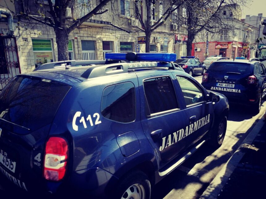 Jandarmii din Constanța au stârnit o furtună de emoții în sufletul unui bărbat. Descoperirile surprinzătoare în urma controlului corporal! 1 jandarmii din constanta i au provocat emotii puternice unui barbat iata ce s a descoperit la verificarea corporala 685a43d6b72d3
