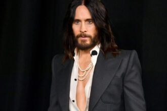 jared leto acuzat de noua femei de comportament de pradator si gesturi inacceptabile stia ce varsta aveam si nu i a pasat 6845c3f0c380a