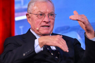 keith kellogg a dezvaluit cum l a comparat pe volodimir zelenski cu abraham lincoln intr o discutie cu donald trump 684aedcc9d86f