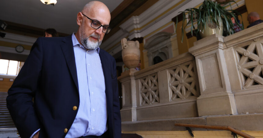 Kelemen Hunor, cu privire la alegerea lui Bolojan pentru funcția de premier: „În momente de criză, valoarea competenței și a stabilității UDMR este esențială” 1 kelemen hunor dupa nominalizarea lui bolojan ca premier in vremuri dificile conteaza competenta si echilibrul udmr 68558b6e5a45b