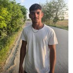 La doar 17 ani, Ianis Marian Buruian din Mangalia devine eroul salvator al unei turiste în pericol la Costinești, sărind cu curaj în valurile tumultoase. 2 la 17 ani ianis marian buruian din mangalia este eroul care a salvat viata unei turiste la costinesti baiatul s a aruncat fara ezitare in valurile furioase 684869a7850b6