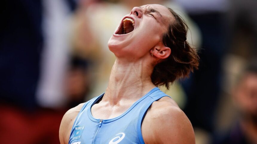 Lacrimi la Roland Garros: Lois Boisson, îndrăgita publicului, învinsă în semifinale! Prima ei alegere 1 lacrimi la french open lois boisson favorita tribunelor spulberata in semifinale prima ei decizie 6841f4ed5fc1b