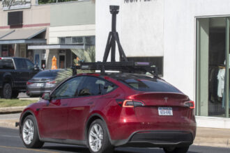 lansare cu probleme a masinilor robotaxi ale tesla in sua autoritatile investigheaza depasiri de viteza si viraje neregulamentare 685b0d5a072c2
