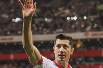 lewandowski crucificat ce spun polonezii despre retragerea sa de la nationala 684826720f77f