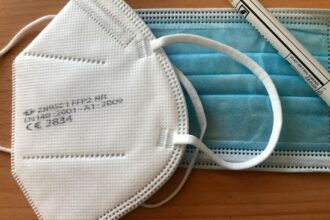 linia de productie masti sanitare inaugurata in pandemie cu premierul orban si doi ministri a ajuns pierdere totala pentru uzina de produse speciale dragomiresti 6851b488a60a7