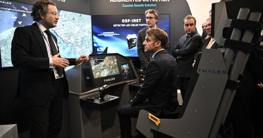 Macron solicită crearea unei companii europene de explorare spațială pentru a rivaliza cu imperiul lui Elon Musk: „Spațiul reprezintă noul etalon al influenței globale” 1 macron cere un spacex european pentru a contracara imperiul lui elon musk spatiul e noua masura a puterii internationale 6855996cb8fca